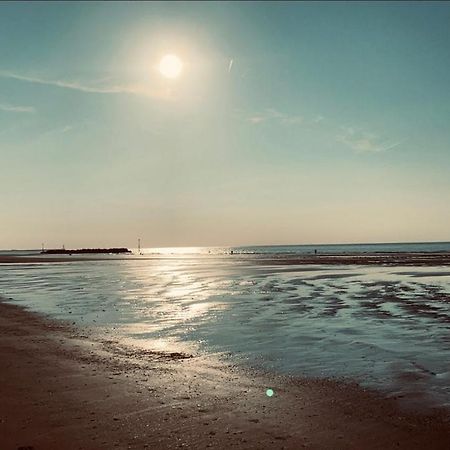 La Suite Malouine Dunkirk Luaran gambar